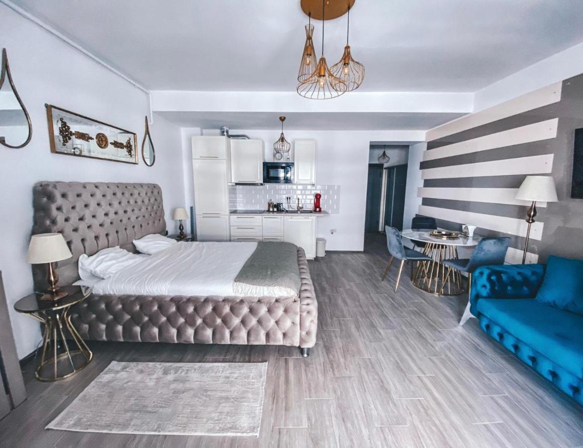 Mamaia Luxury Studio Apartment T Exterior photo
